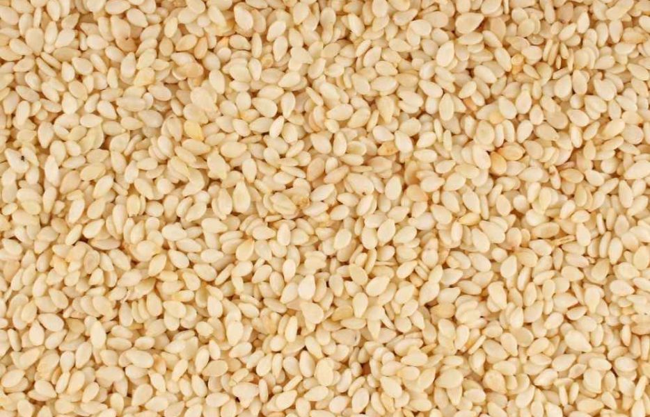 Premium-quality sesame seeds sourced from India, valued for their rich taste, high oil content, and nutritional benefits for food and industrial use.